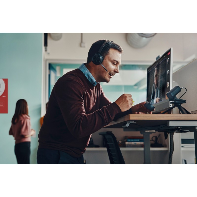 POLY Zestaw słuchawkowy Voyager Focus 2 z certyfikatem Microsoft Teams USB-A POLY Zestaw słuchawkowy Voyager Focus 2 z certyfikatem Microsoft Teams USB-A