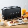 Toster Smeg TSF02BLEU czarny 4 kromek, metalowa obudowa