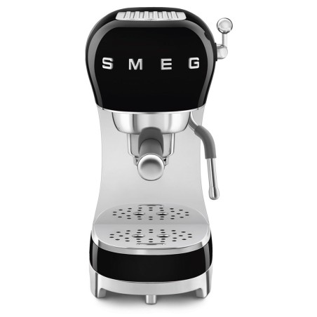 Ekspres do kawy Smeg z kolbą 50's Style Black ECF02BLEU