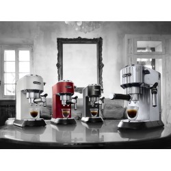 Ekspres ciśnieniowy DeLonghi Dedica Style EC 685.BK (1350W kolor czarny)