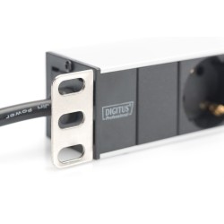 Listwa RACK DIGITUS DN-95401 (8 x UTE 16 A 2m kolor czarny)