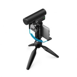 Sennheiser MKE 400 MOBILE KIT - Mikrofon pojemnościowy, superkardioidalny, wyposażony w filtr dolnoprzepustowy ze statywem