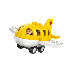 LEGO DUPLO 10443 FIRST TIME AT THE AIRPORT