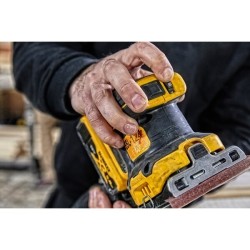 Szlifierka Oscylacyjjna 18V DCW200NT DEWALT 13500 OPM Czarny, Żółty