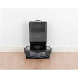 Robot sprzątający Roborock Q8 Max+ (czarny)