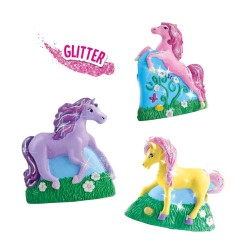 SES Creative Casting & painting horses