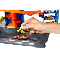 Hot Wheels City Zakręcony Megagaraż Zestaw GTT95