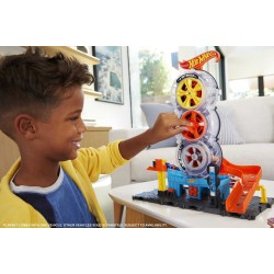 Hot Wheels Wyścigowy warsztat opon Zestaw HDP02 MATTEL