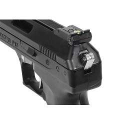 Pistolet BEEMAN P-17 PCA mod 2004/P17 4,5 (2004)