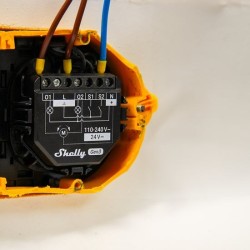 Shelly 2PM Gen3 Mądry przełącznik 2P Czarny