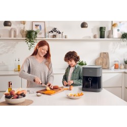 Frytkownica Panasonic NF-CC500SXE z wyświetlaczem LCD, 5 l, 1450 W, obudowa Cool touch