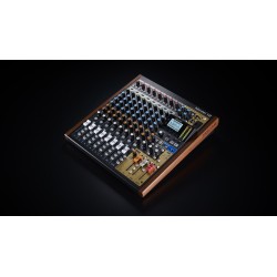 Tascam Model 12 12 kan. 20 - 20000 Hz Czarny, Drewno
