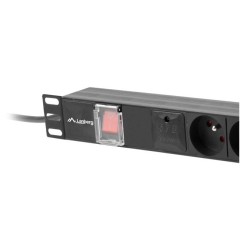Lanberg PDU-05E-0200-BK rozdzielacz zasilania PDU 5 x gniazdo sieciowe 1U Czarny