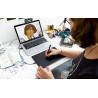 Wacom One by Medium tablet graficzny Czarny, Czerwony 2540 lpi 216 x 135 mm USB