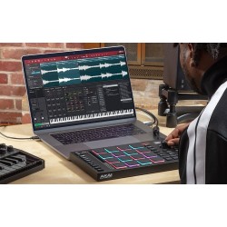 AKAI MPC STUDIO - Kontroler z oprogramowaniem tworzący kompletną stację roboczą typu MPC