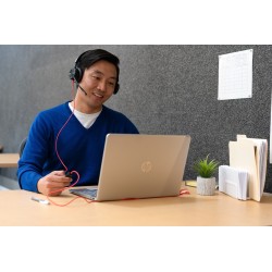 POLY Zestaw słuchawkowy Blackwire 8225 Stereo USB-C z certyfikatem Microsoft Teams + przejściówka USB-C/A