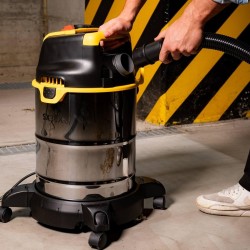 Odkurzacz przemysłowy STANLEY Wet&Dry SXVC30XTDE (1600W kolor czarny)