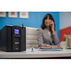 APC Smart-UPS C 1000VA LCD 230V with SmartConnect