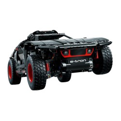LEGO Technic 42160 Audi RS Q e-tron