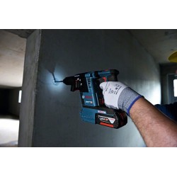 Bosch 0 611 910 000 młot udarowo-obrotowy SDS Plus