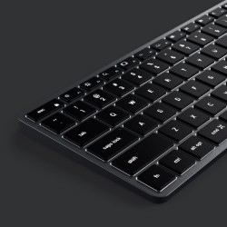 Satechi Slim X2 Bluetooth Backlit Keyboard - bezprzewodowa klawiatura z układem numerycznym (space gray)
