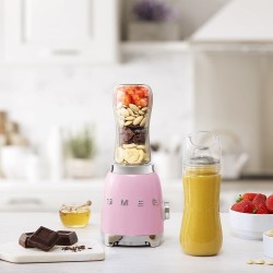 Blender Smeg PBF01PKEU ze stali nierdzewnej, różowy