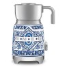 Spieniacz do mleka Smeg MFF01DGBEU Dolce & Gabbana Blu Mediterraneo