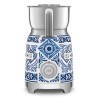 Spieniacz do mleka Smeg MFF01DGBEU Dolce & Gabbana Blu Mediterraneo