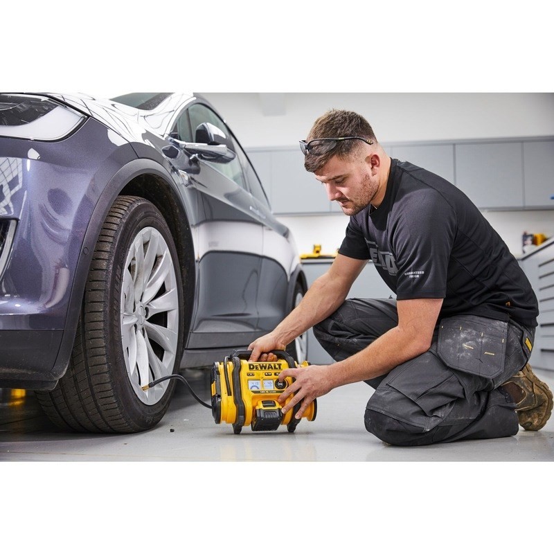 DeWALT DCC018N sprężarka DeWALT DCC018N sprężarka