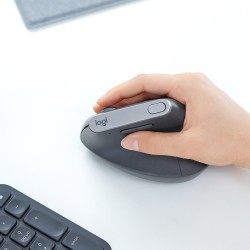 Mysz Logitech MX 910-005448 (optyczna 4000 DPI kolor czarny)