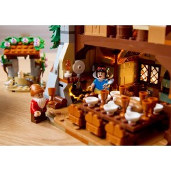 LEGO 43242 Disney Chatka Królewny Śnieżki i siedmiu krasnoludków