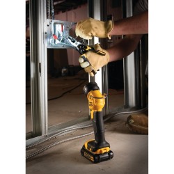 LAMPA 18V Z OBROTOWĄ GŁOWICĄ DCL040-XJ DEWALT
