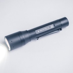 Latarka Ledlenser P5