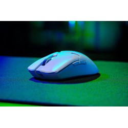 Razer Viper V2 Pro myszka Gaming Po prawej stronie RF Wireless + USB Type-C Optyczny 30000 DPI