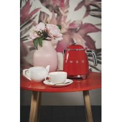 SMEG Czajnik (KLF05RDEU) mini 0,8L czerwony