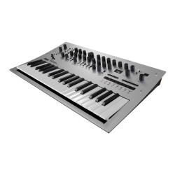 Korg MINILOGUE - Syntezator analogowy