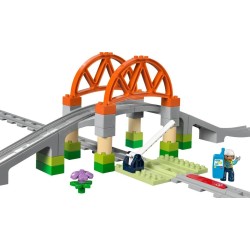 LEGO DUPLO TOWN 10426 Most i tory kolejowe - zestaw rozszerzający