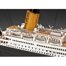 Revell Gift-Set 100 Years TITANIC Model statku pasażerskiego Zestaw montażowy 1:400