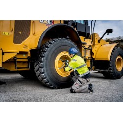 Metabo. Klucz udarowy SSW 18 LTX 1750 BL 2x5,5Ah LiHD 1750Nm Metabox